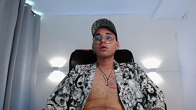 ColeCruz online show from 20, 10, 2025