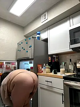 BrattyKrystal online show from 10, 10, 2025