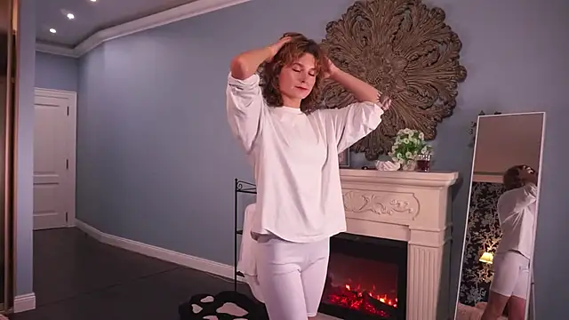 BellaReppert online show from 8, 10, 2025