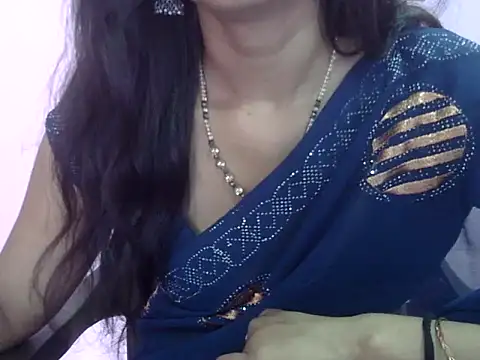 Laila Cute online show from 2, 5, 2026