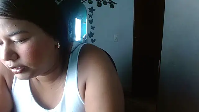 Snapshot of Ebony_luna chatting on 1, 5, 2026 Ebony luna online show from 1, 5, 2026