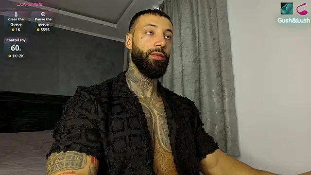 Snapshot of MasculineGuy99 chatting on 2, 10, 2025 MasculineGuy99 online show from 2, 10, 2025