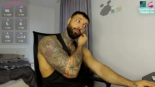 Snapshot of MasculineGuy99 chatting on 25, 11, 2025 MasculineGuy99 online show from 25, 11, 2025