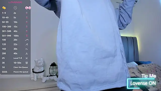 Snapshot of JARETHH chatting on 28, 10, 2025 JARETHH online show from 28, 10, 2025