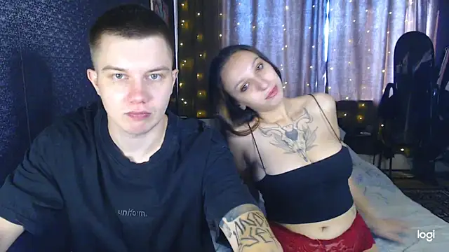 Snapshot of Mark_and_Wendy chatting on 12, 10, 2025 Mark and Wendy online show from 12, 10, 2025