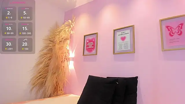 TracyDavis  online show from 19, 10, 2025