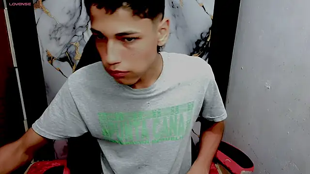 Snapshot of Im_david02 chatting on 2, 2, 2026 Im david02 online show from 2, 2, 2026