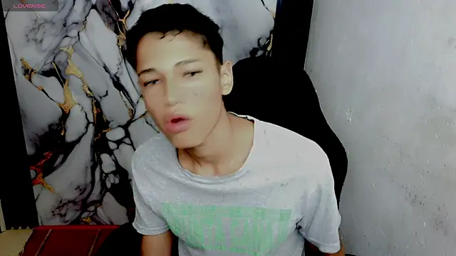 Snapshot of Im_david02 chatting on 18, 2, 2026 Im david02 online show from 18, 2, 2026