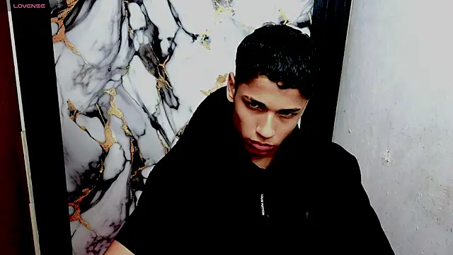 Snapshot of Im_david02 chatting on 28, 2, 2026 Im david02 online show from 28, 2, 2026