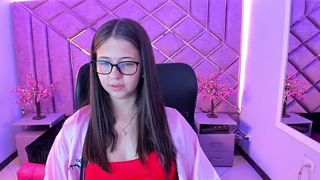 Snapshot of sarah_sweett_ chatting on 18, 7, 2026 sarah sweett online show from 18, 7, 2026