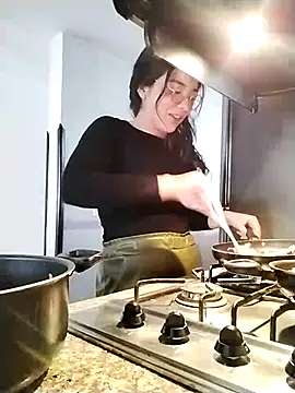 Snapshot of Jules_Angel chatting on 20, 11, 2025 Jules Angel online show from 20, 11, 2025