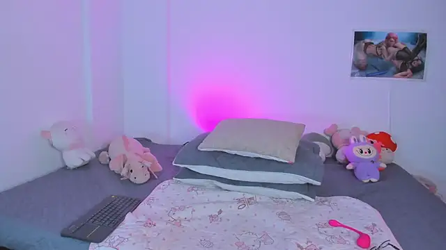 Snapshot of Miaengels_ chatting on 11, 4, 2026 Miaengels online show from 11, 4, 2026