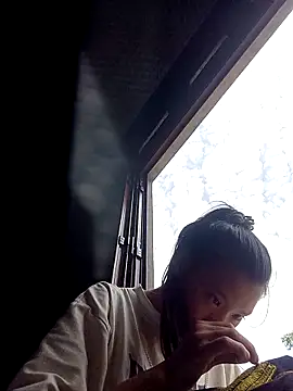 nanalinh online show from 5, 10, 2025