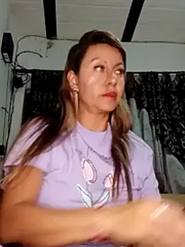 GisellTorres36 online show from 18, 4, 2026