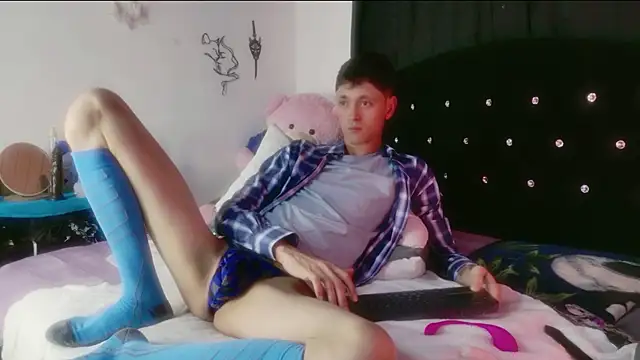 Tyler cat online show from 29, 3, 2026