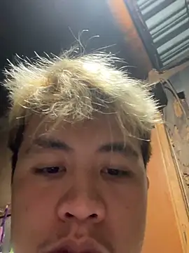 Snapshot of ur_fucking_rolly chatting on 16, 3, 2026 ur fucking rolly online show from 16, 3, 2026