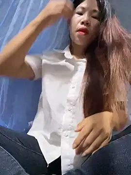 Snapshot of Noen_22 chatting on 7, 10, 2025 Noen 22 online show from 7, 10, 2025