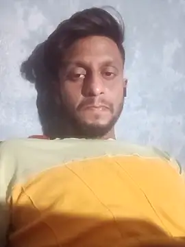 Snapshot of playboyMH1 chatting on 17, 12, 2025 playboyMH1 online show from 17, 12, 2025