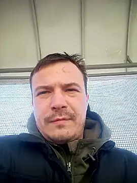 viktor1992-1-1 online show from 4, 3, 2026