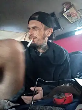 LetMeLiqU online show from 1, 11, 2025