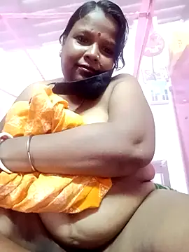 Snapshot of golugulu2024 chatting on 20, 11, 2025 golugulu2024 online show from 20, 11, 2025