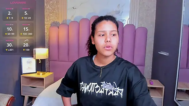 AriaVega online show from 19, 12, 2025