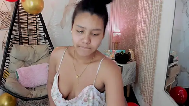 Snapshot of AriaVega chatting on 23, 4, 2026 AriaVega online show from 23, 4, 2026