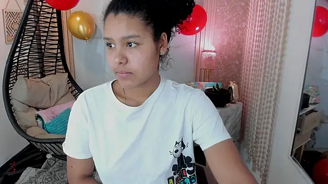 Snapshot of AriaVega chatting on 24, 4, 2026 AriaVega online show from 24, 4, 2026