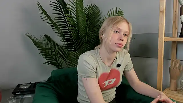 Snapshot of RayBalderston chatting on 6, 10, 2025 RayBalderston online show from 6, 10, 2025