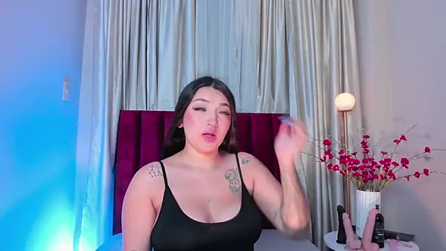 Snapshot of LilithEsme chatting on 21, 10, 2025 LilithEsme online show from 21, 10, 2025