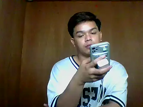 Snapshot of TarahFox chatting on 28, 11, 2025 TarahFox online show from 28, 11, 2025