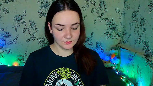 OliviaMontgommery online show from 20, 5, 2026