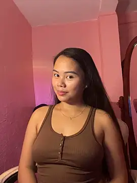 Snapshot of Funtasee_Andi chatting on 28, 5, 2026 Funtasee Andi online show from 28, 5, 2026