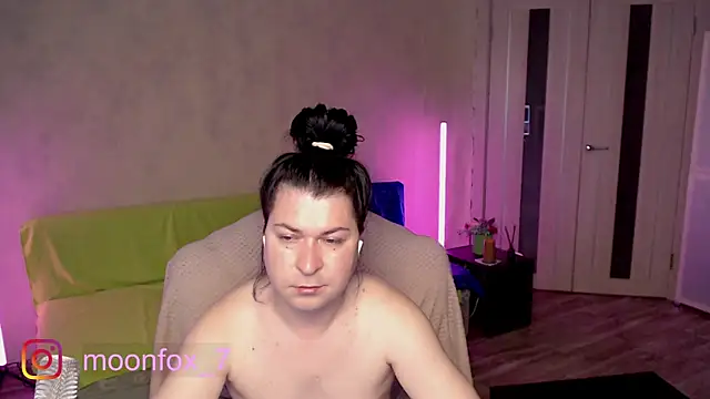 Snapshot of micromouse_mo chatting on 8, 5, 2026 micromouse mo online show from 8, 5, 2026