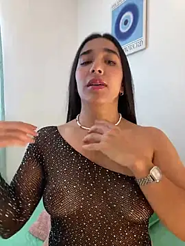 Snapshot of SabrinaEvanss_ chatting on 20, 12, 2025 SabrinaEvanss online show from 20, 12, 2025