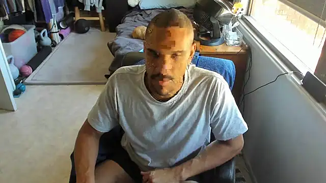 CassiusJohnson online show from 15, 4, 2026