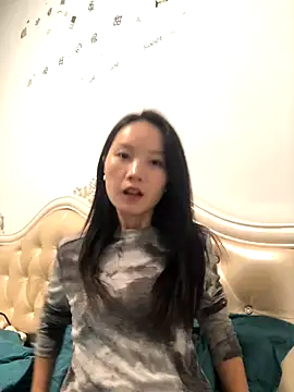 Mile-m online show from 26, 10, 2025