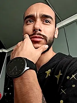 Snapshot of 2_fire chatting on 7, 11, 2025 2 fire online show from 7, 11, 2025