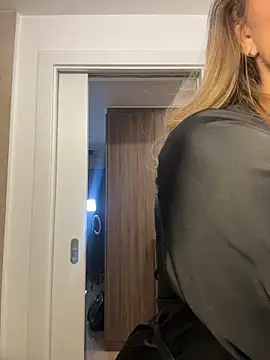 AvaMaddisson online show from 25, 2, 2026