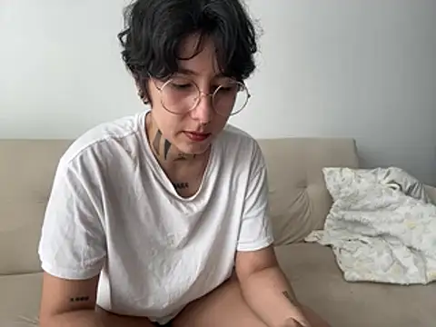 DaisyEmily online show from 24, 5, 2026