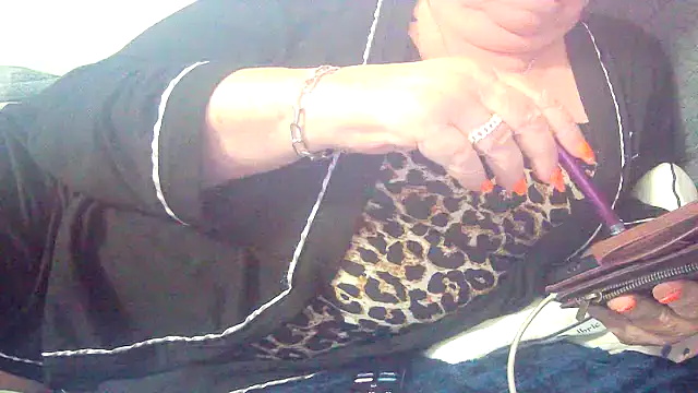 Playful MILF Demi online show from 20, 3, 2026