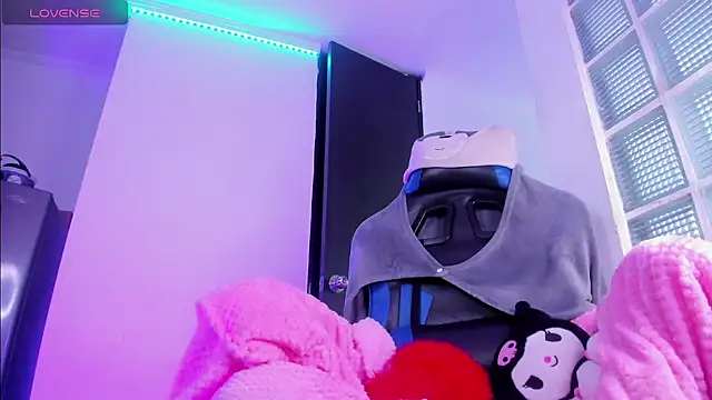 Snapshot of Sweet-SharoKitty chatting on 2, 11, 2025 Sweet-SharoKitty online show from 2, 11, 2025