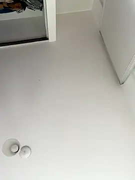 Snapshot of Maria-White chatting on 12, 10, 2025 Maria-White online show from 12, 10, 2025