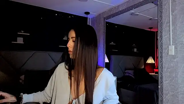 giapearl25 online show from 10, 10, 2025