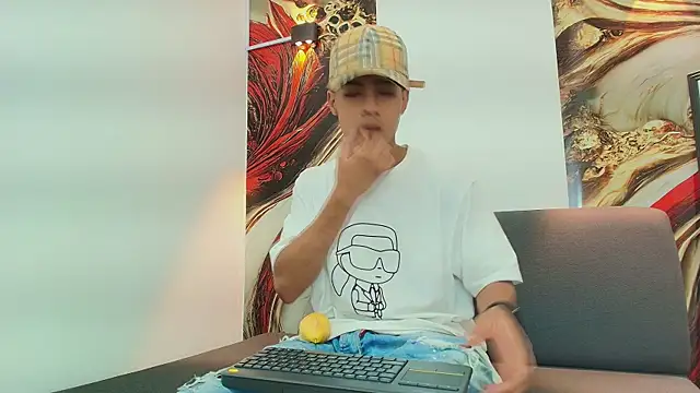 Snapshot of JACCOCK_4 chatting on 20, 10, 2025 JACCOCK 4 online show from 20, 10, 2025