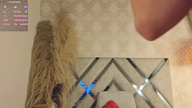 Snapshot of kimhilton_ chatting on 3, 12, 2025 kimhilton online show from 3, 12, 2025