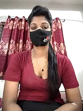 Snapshot of Queen-Any chatting on 11, 10, 2025 Queen-Any online show from 11, 10, 2025