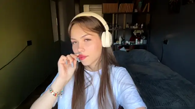 MysticAlisa online show from 21, 10, 2025