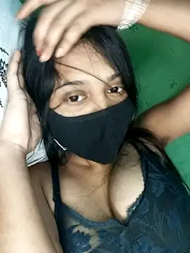 Snapshot of JANVI30 chatting on 11, 11, 2025 JANVI30 online show from 11, 11, 2025