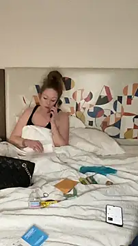 amandatheblondewife online show from 25, 2, 2026